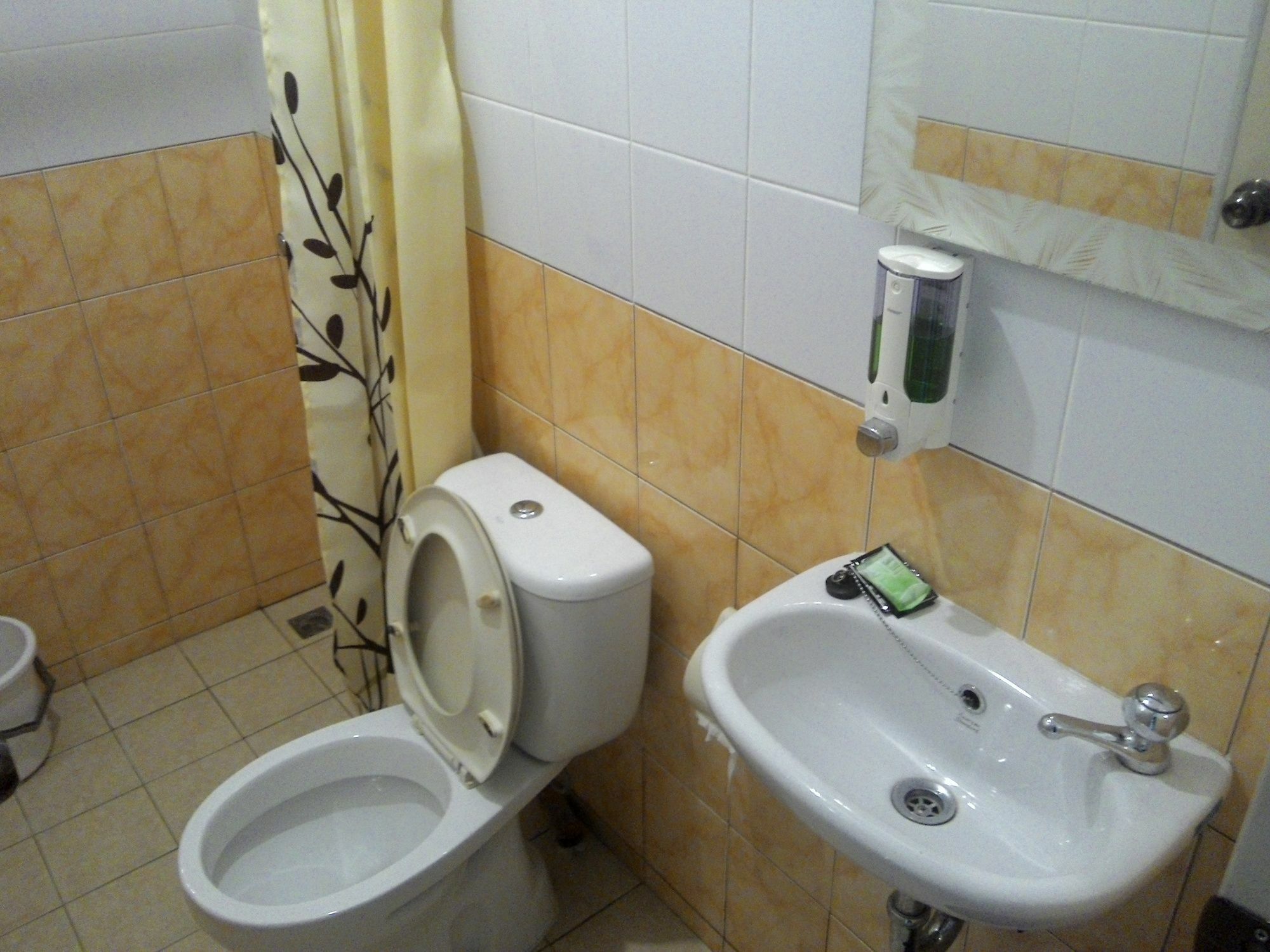 Kantos Guest House Dżakarta Zewnętrze zdjęcie